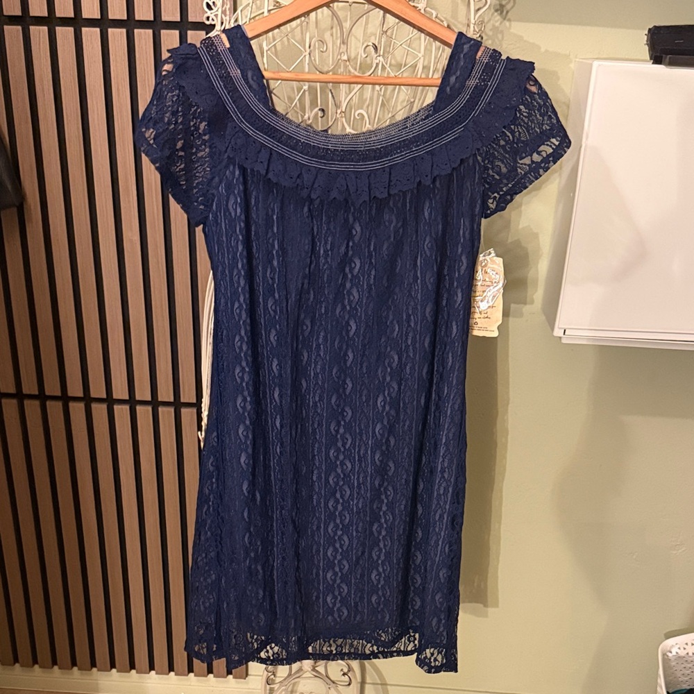 One World - Lace Mini Dress - M